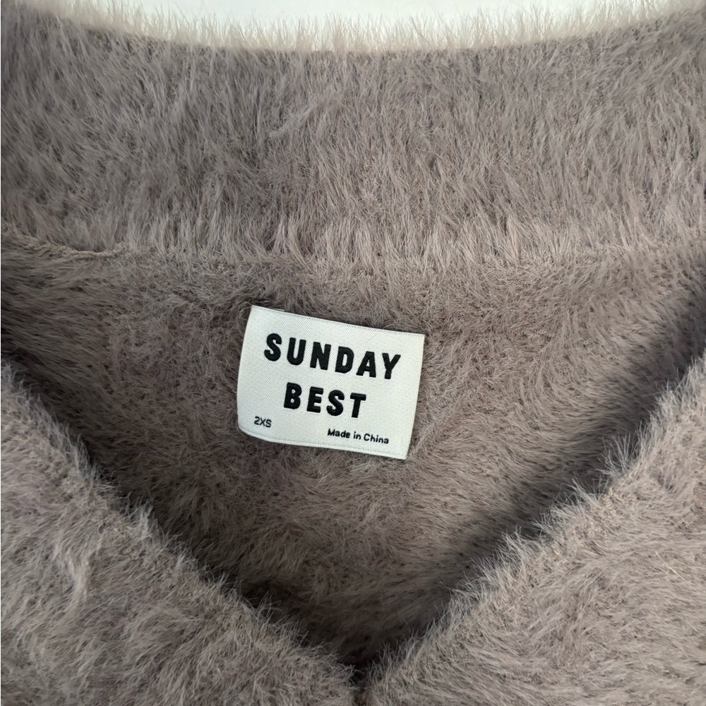 Sunday Best / Aritzia Kitten V-neck Sweater | XXS - Picture 2 of 3